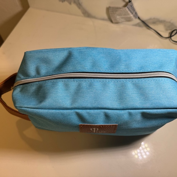 Toiletry bag Club Med - Picture 5 of 11